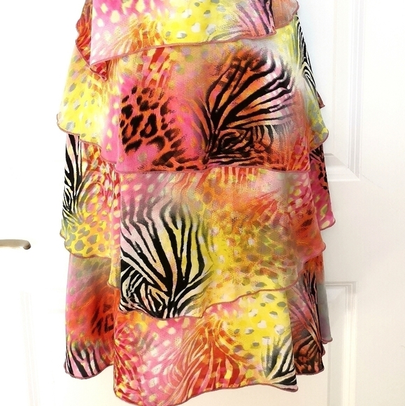 NWT Party tiered Silky dress in pink, yellow leopard print - Picture 6 of 10